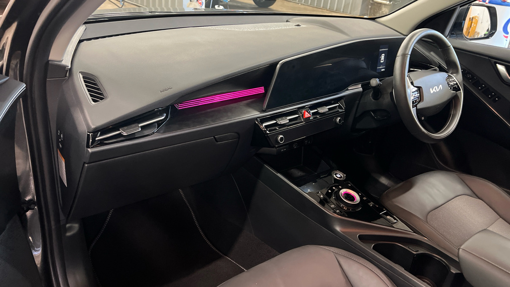 Kia Niro 1.6H Gdi 4 Red #11