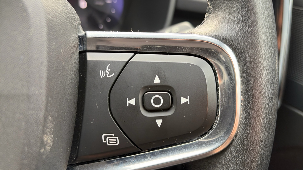 Volvo XC40 Inscription Pro Blue #26
