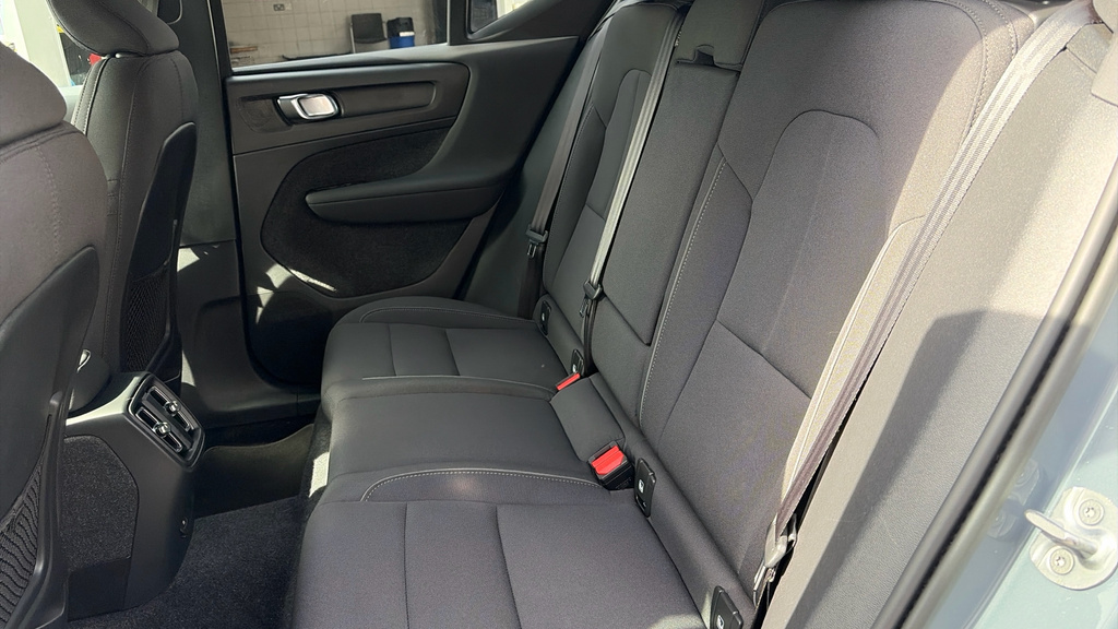 Volvo XC40 Inscription Pro Blue #17