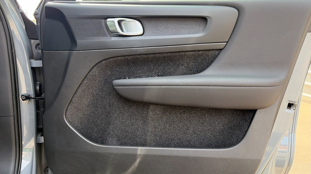 Volvo XC40 Inscription Pro Blue #33