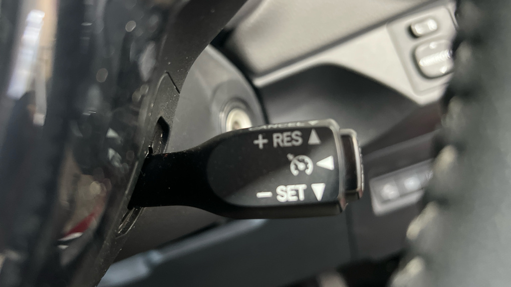 Toyota Yaris Icon Tech Blue #13