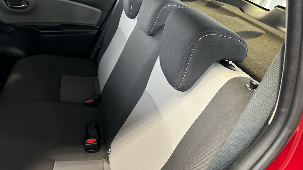 Toyota Yaris Icon Tech Blue #18