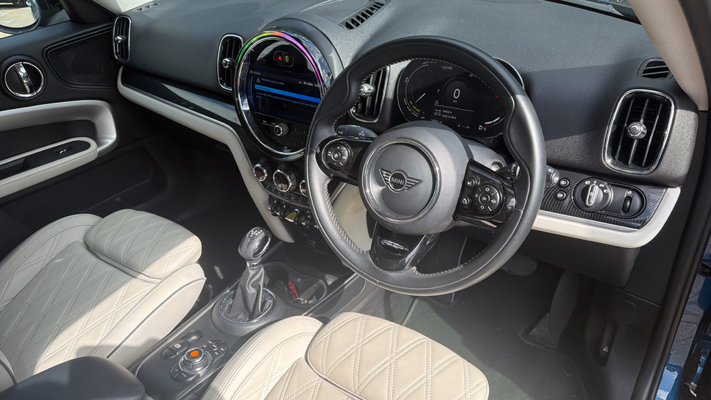 Mini Countryman 1.5L Cooper Classic White #9