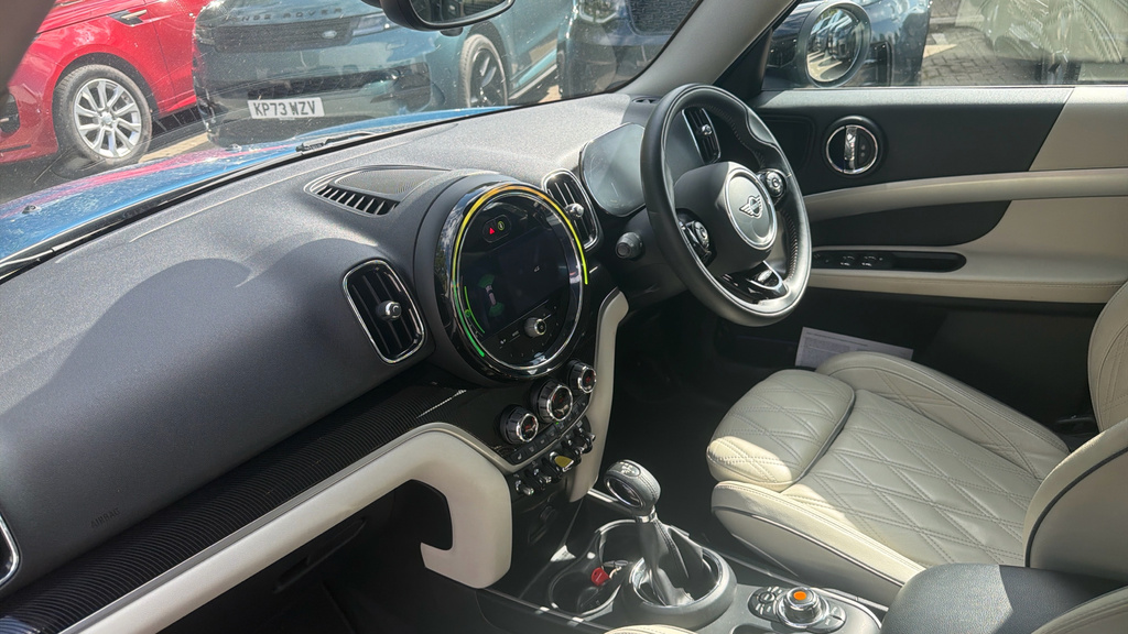 Mini Countryman 1.5L Cooper Classic White #10