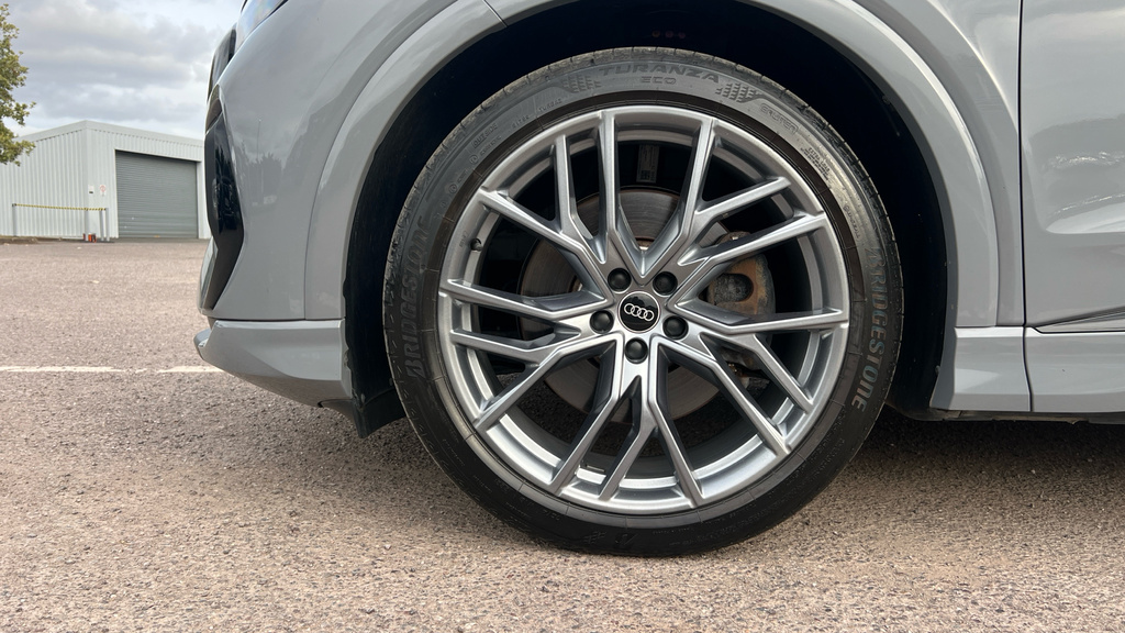 Audi Q4 E Tron 125Kw 35 55Kwh S Line Silver #18