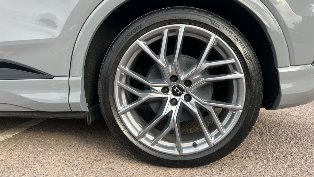 Audi Q4 E Tron 125Kw 35 55Kwh S Line Silver #19