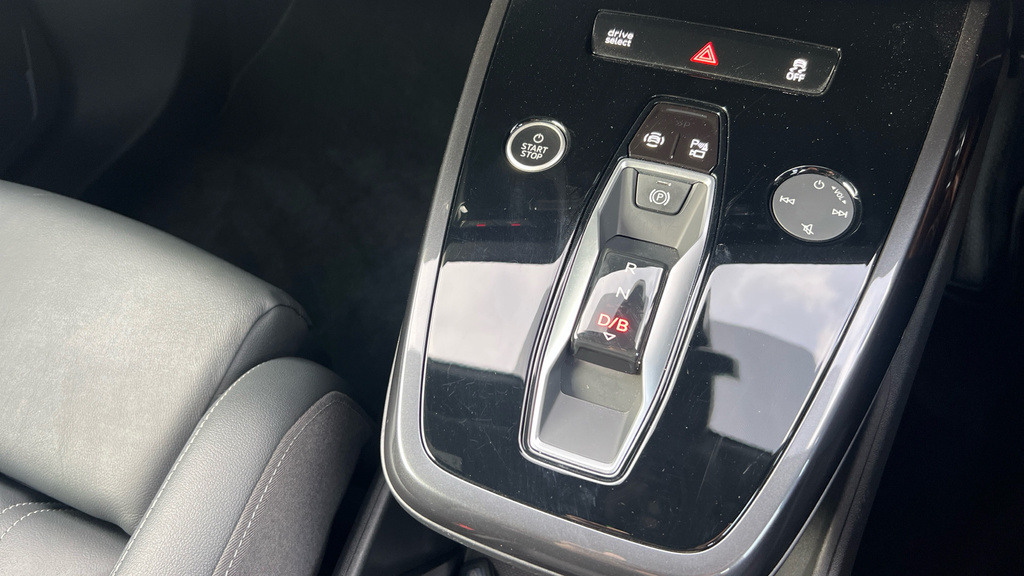 Audi Q4 E Tron 125Kw 35 55Kwh S Line Silver #30