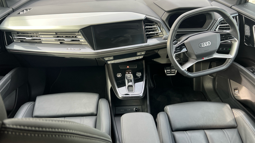 Audi Q4 E Tron 125Kw 35 55Kwh S Line Silver #11