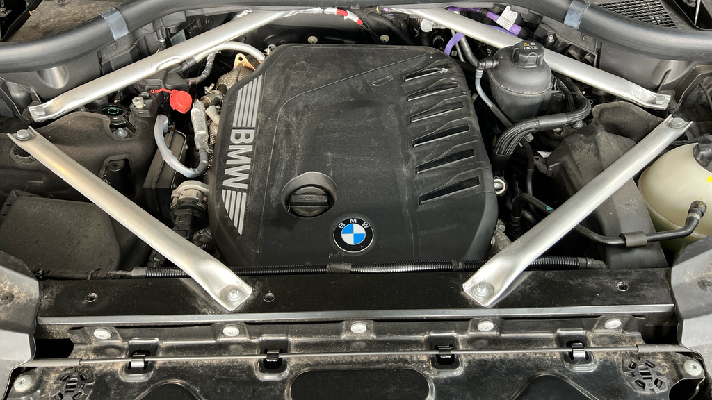 BMW X7 M Sport Black #37