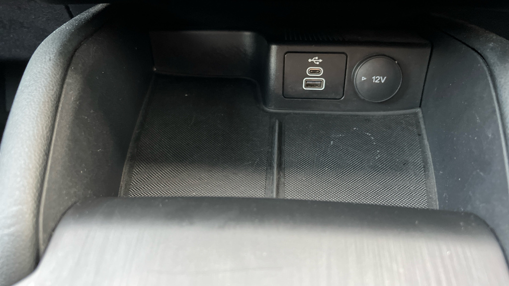 Ford Kuga St-line X Edition White #41