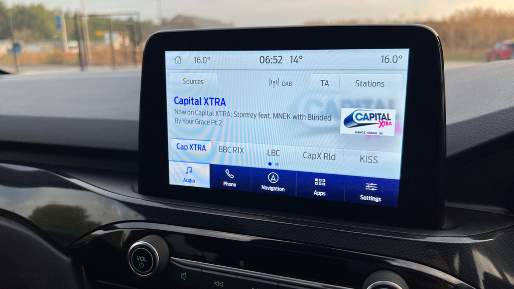 Ford Kuga St-line X Edition White #33
