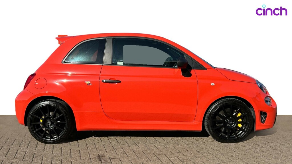 Abarth 695 2024 24 Abarth 695 1.4 T-jet 180 Competizione Black #2