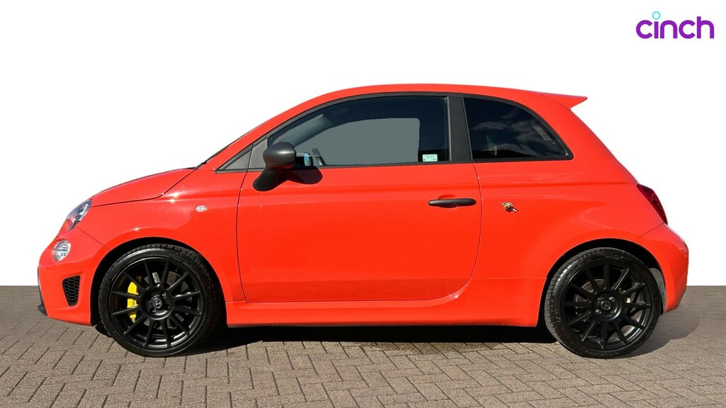 Abarth 695 2024 24 Abarth 695 1.4 T-jet 180 Competizione Black #6