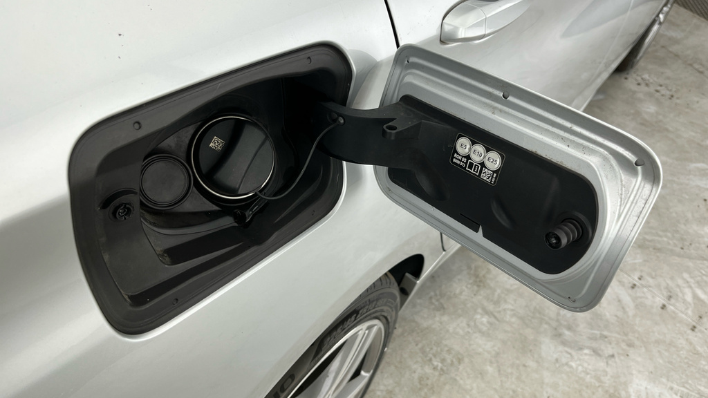 BMW 2 Series Gran Tourer 220D M Sport Step White #31