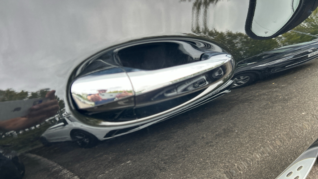 Mercedes-Benz EQC Suv Grey #31