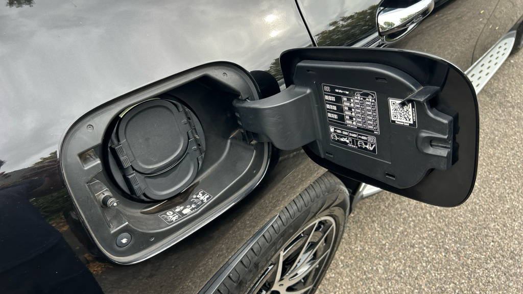 Mercedes-Benz EQC Suv Grey #29