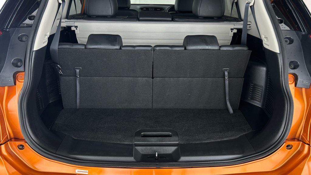Nissan X-Trail 1.3 Dig-t Tekna 7 Seat Dct Orange #26