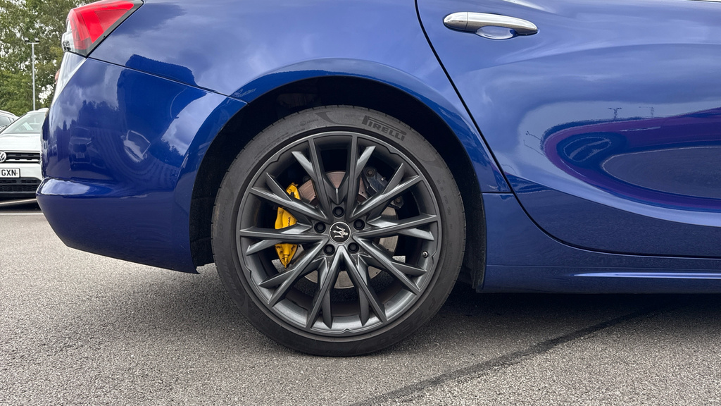 Maserati Ghibli Trofeo Blue #31
