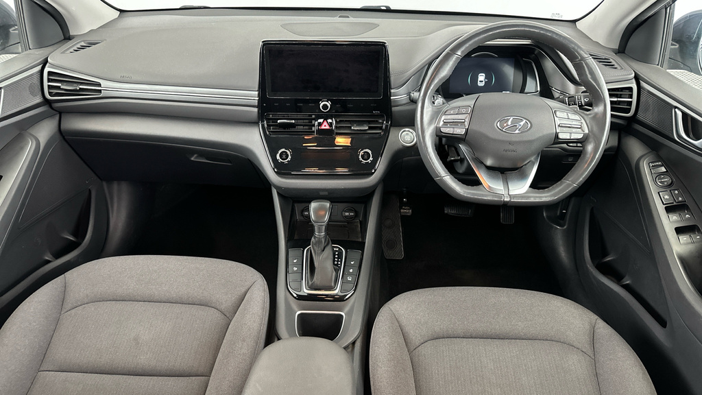 Hyundai Ioniq Hatchback White #14