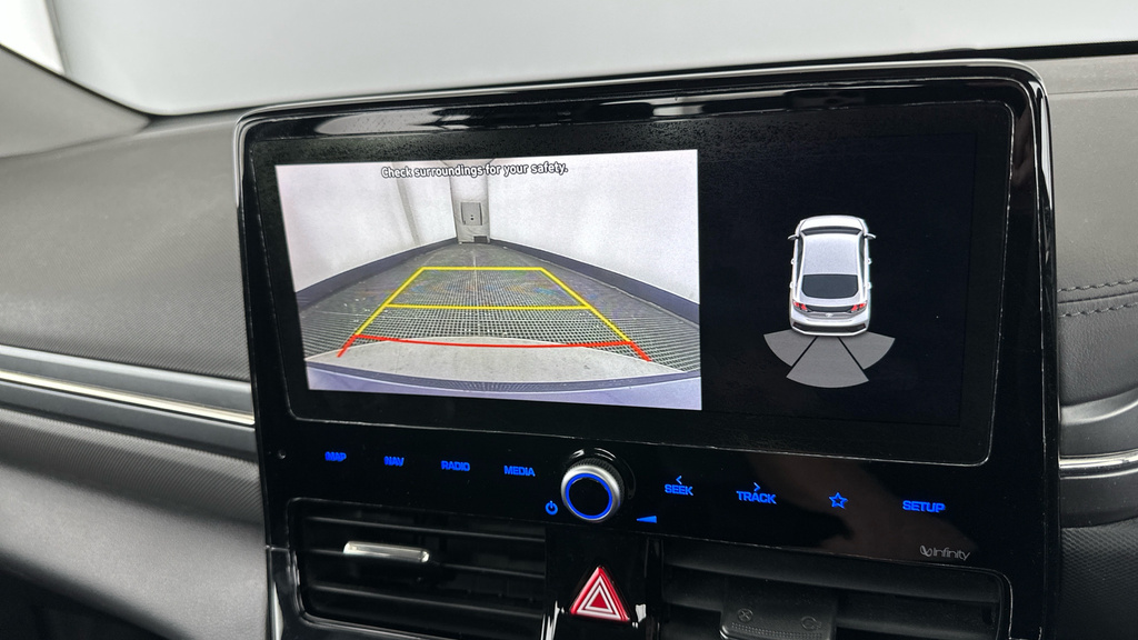 Hyundai Ioniq Hatchback White #10