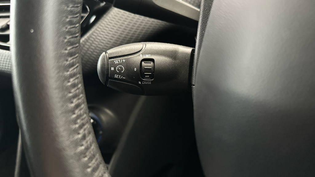 Peugeot 2008 1.2 Puretech Gt Line Grey #14