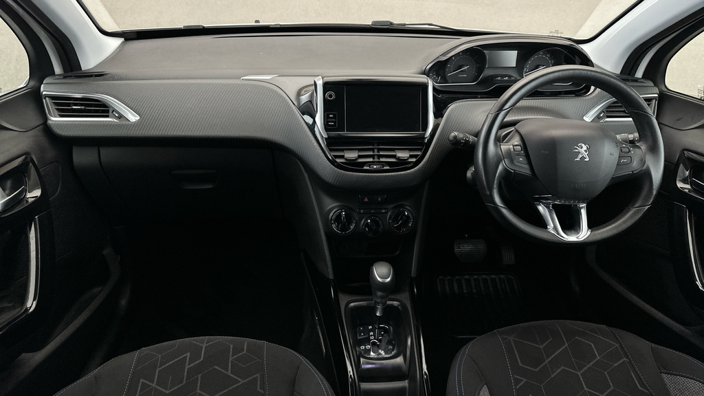 Peugeot 2008 1.2 Puretech Gt Line Grey #12