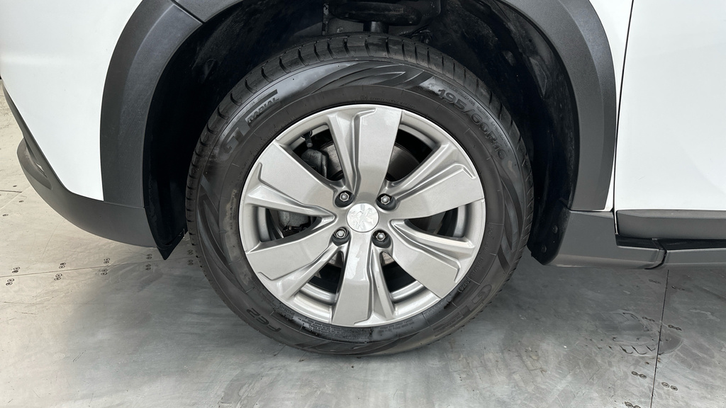Peugeot 2008 1.2 Puretech Gt Line Grey #22