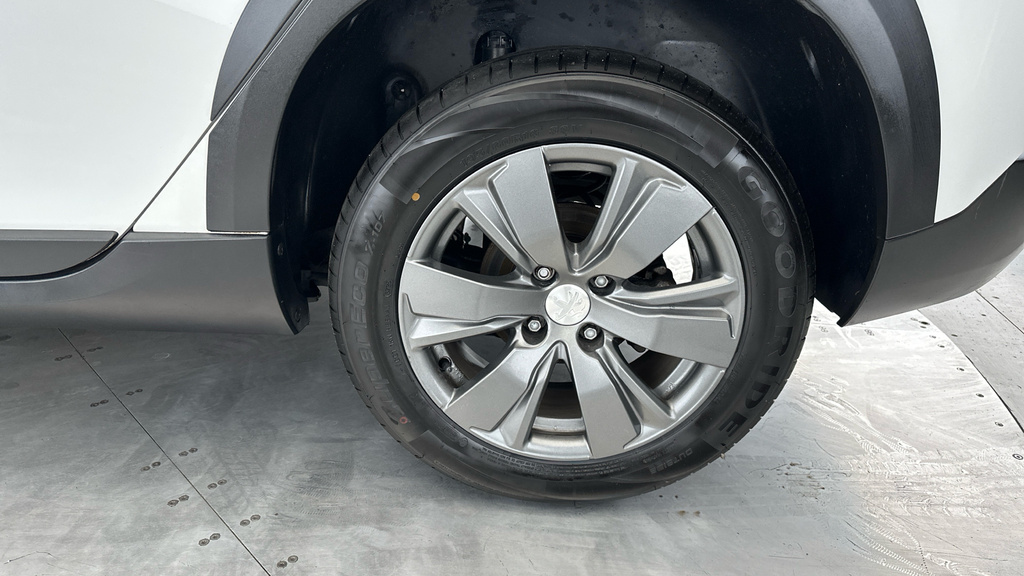 Peugeot 2008 1.2 Puretech Gt Line Grey #23