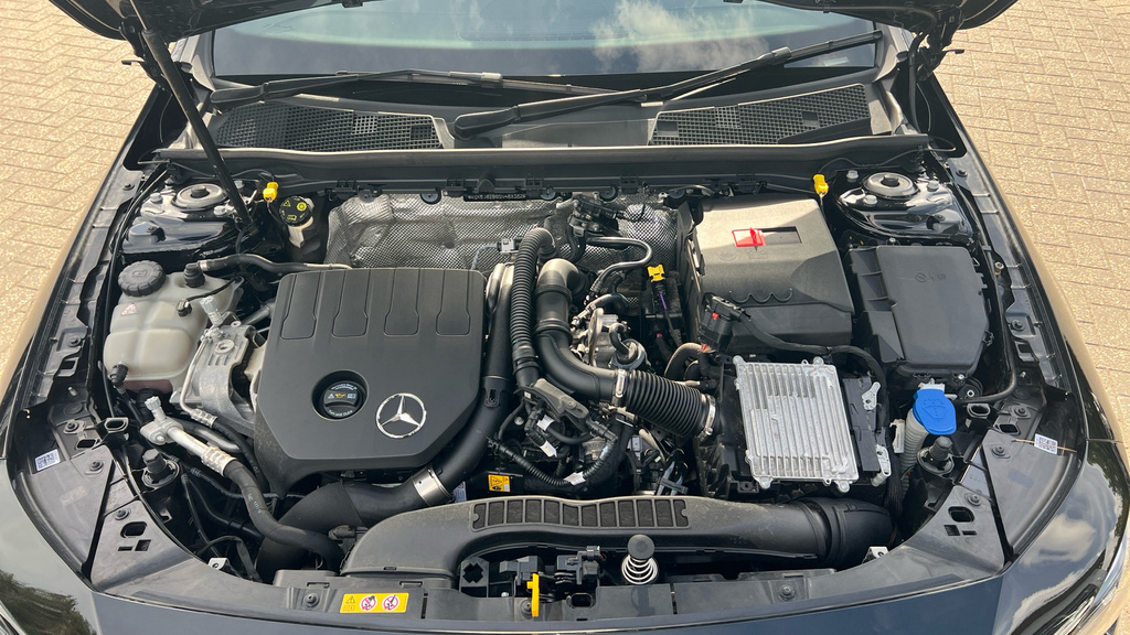Mercedes-Benz CLA Class 1.3L Amg Line Grey #23