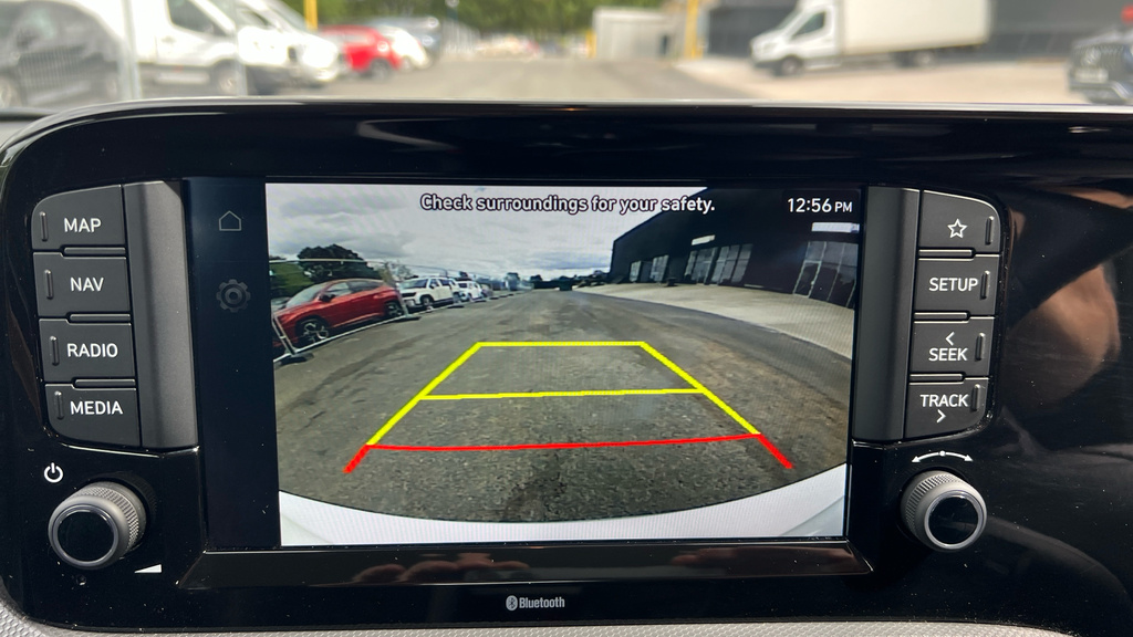 Hyundai I10 1.0 63 Advance Nav Red #27