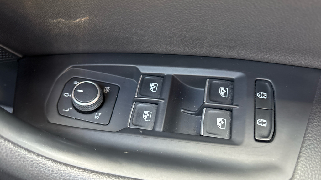 Volkswagen Touareg R-line Tech Plus Grey #51