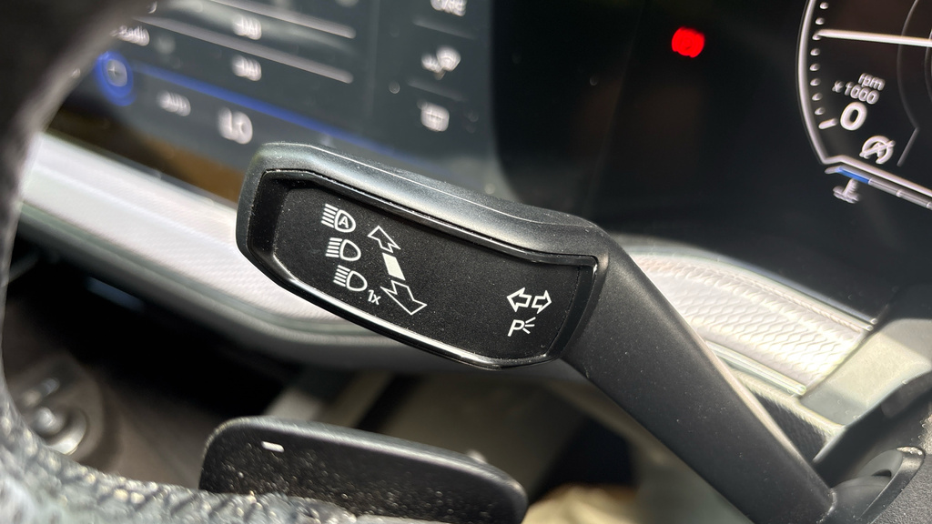 Volkswagen Touareg R-line Tech Plus Grey #43