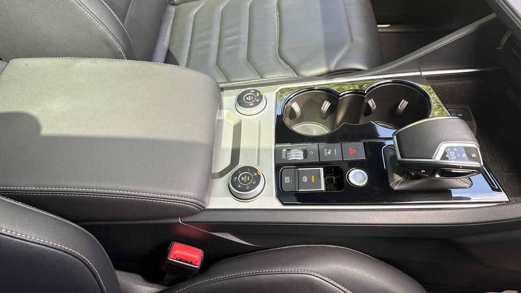 Volkswagen Touareg R-line Tech Plus Grey #45