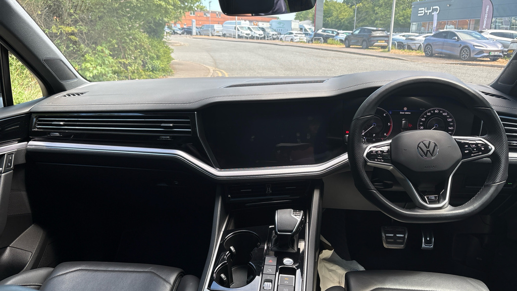 Volkswagen Touareg R-line Tech Plus Grey #20