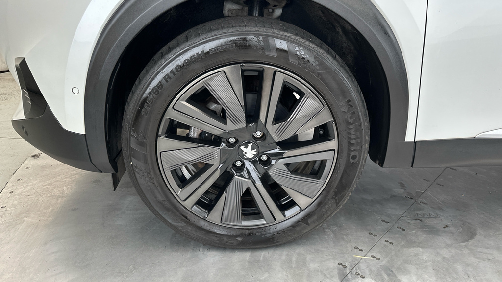 Peugeot e-2008 1.2 Puretech 130 Allure Eat8 Orange #27