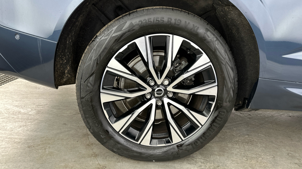 Volvo XC60 2.0 B4d Plus Dark Awd Geartronic Grey #24