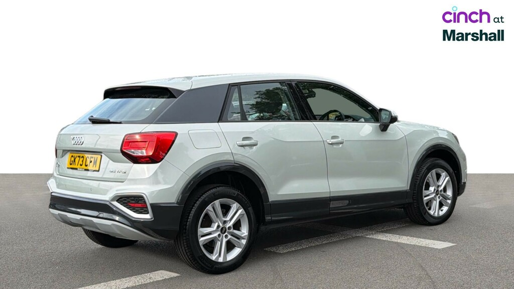 Audi Q2 35 Tfsi Black Edition S Tronic Cs 2023 Red #3