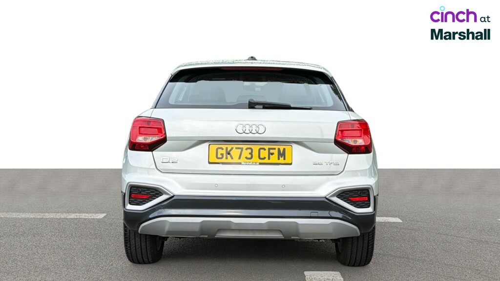 Audi Q2 35 Tfsi Black Edition S Tronic Cs 2023 Red #4