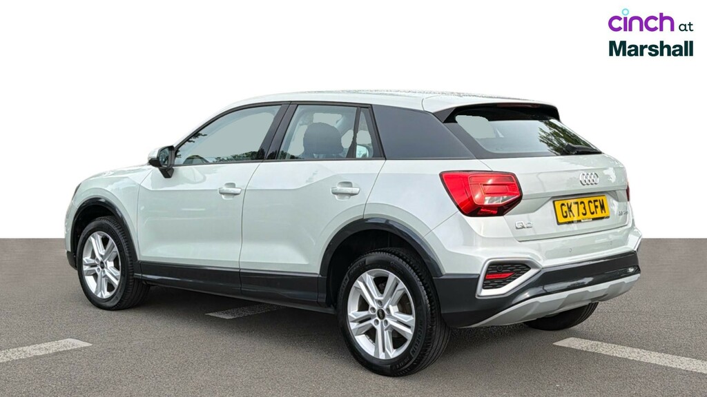 Audi Q2 35 Tfsi Black Edition S Tronic Cs 2023 Red #5
