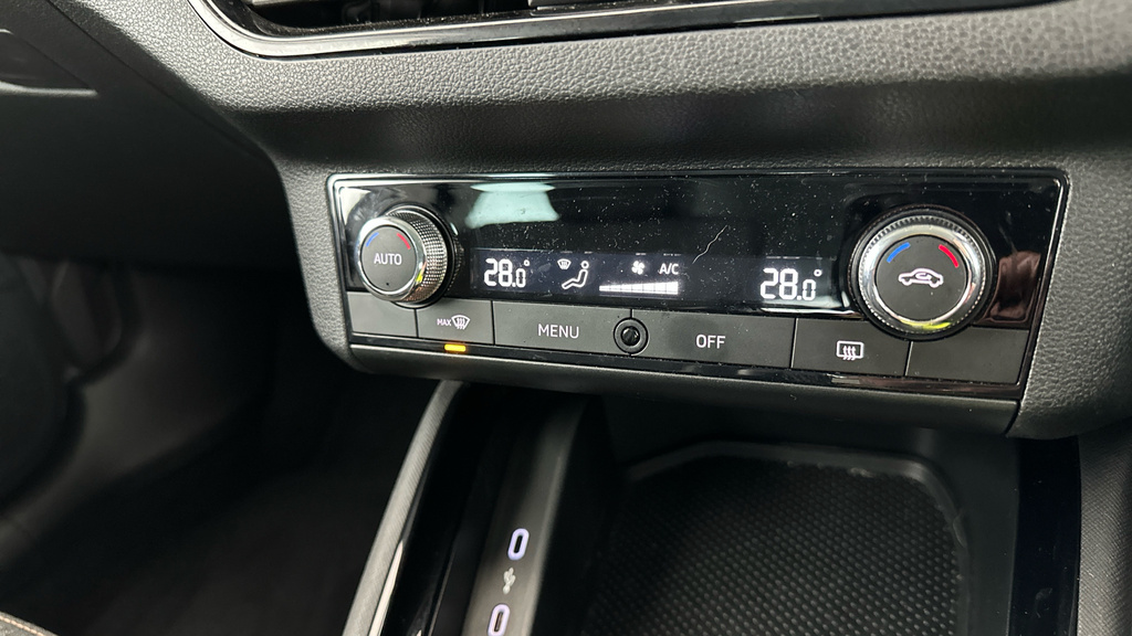 Skoda Kamiq Suv Blue #12
