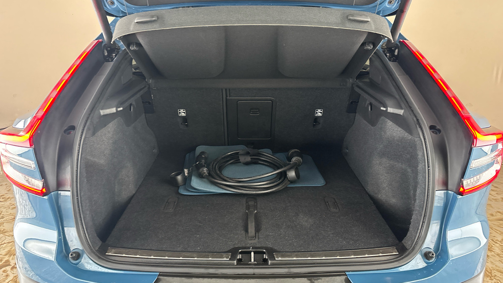 Volvo C40 170Kw Recharge Core 69Kwh Blue #18