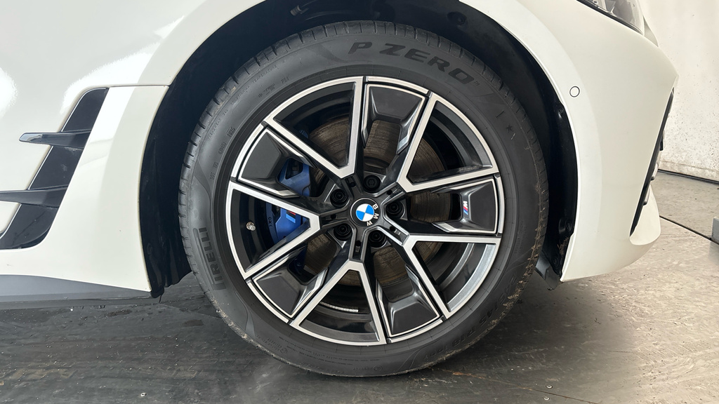 BMW i4 210Kw Edrive35 Sport 70Kwh 2025 White #23