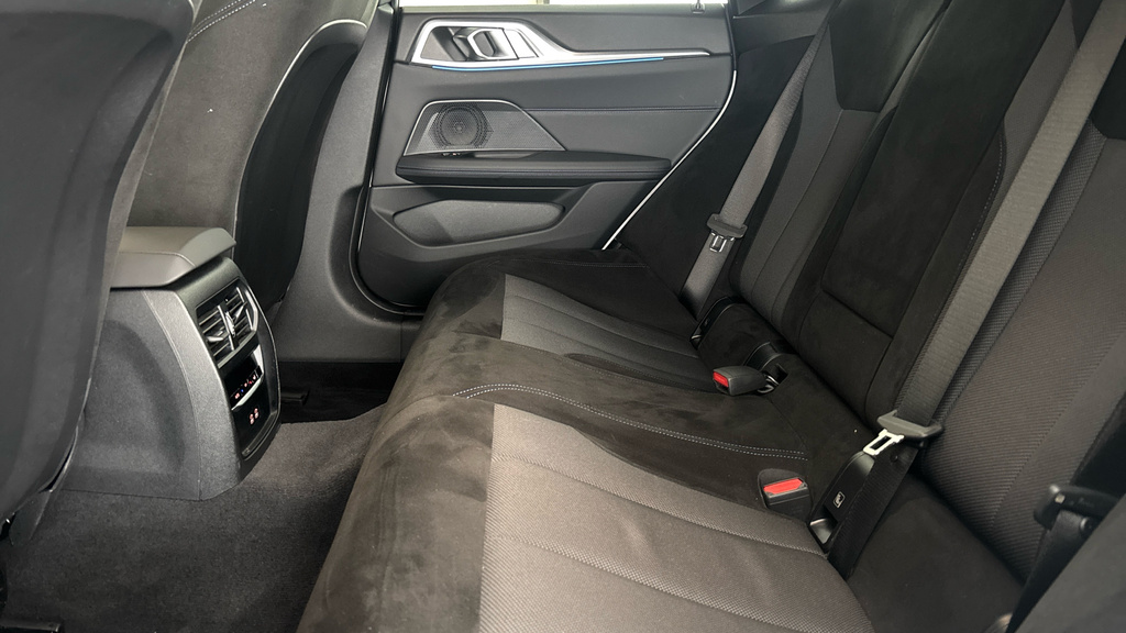 BMW i4 210Kw Edrive35 Sport 70Kwh 2025 White #17