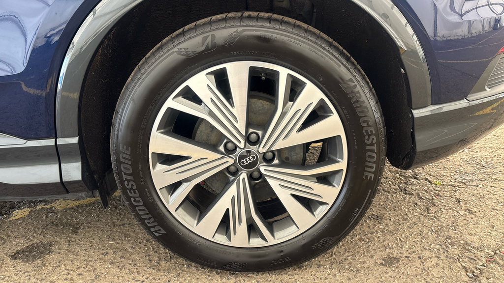 Audi Q4 E Tron 210Kw 45 82Kwh Sport Leather Black #21
