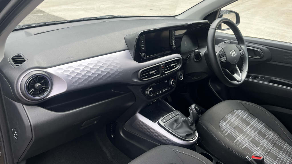 Hyundai I10 1.0 63 Premium Nav Red #10