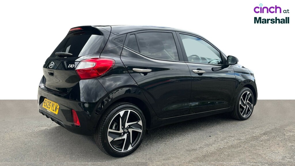 Hyundai I10 1.0 63 Premium Nav Red #3