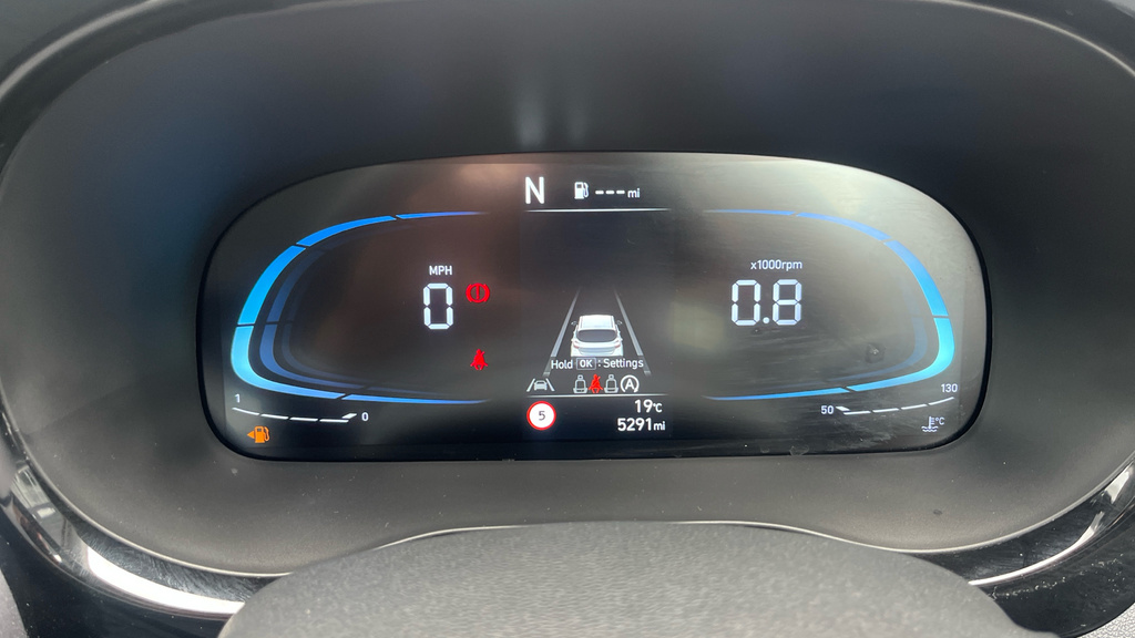 Hyundai I10 1.0 63 Premium Nav Red #13