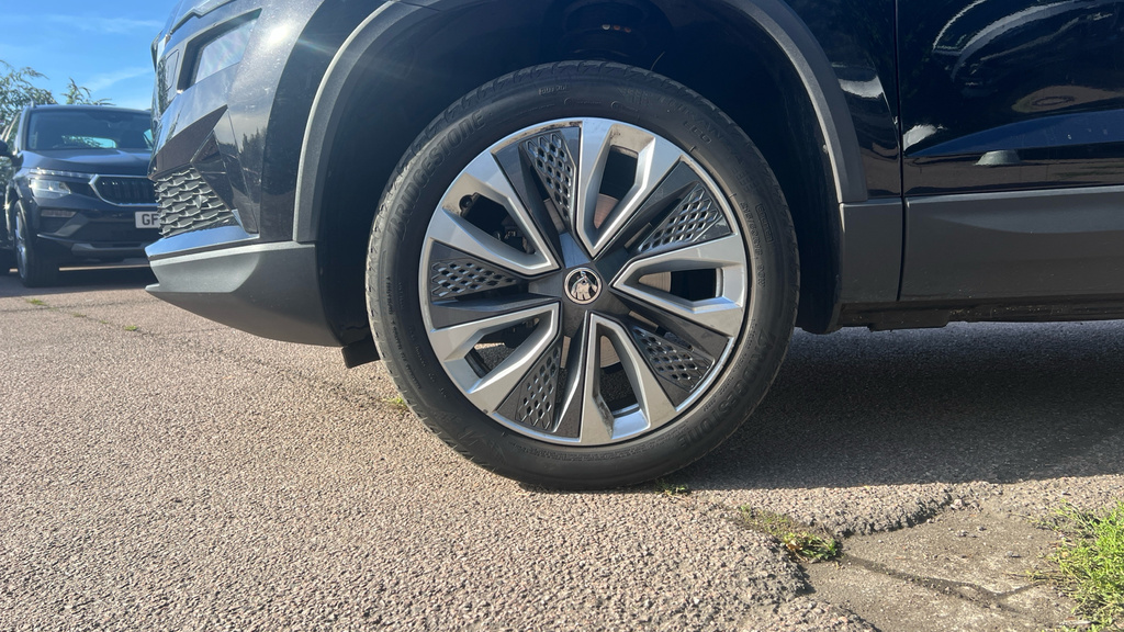 Skoda Karoq Se Drive Silver #29