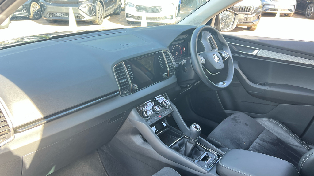 Skoda Karoq Se Drive Silver #12