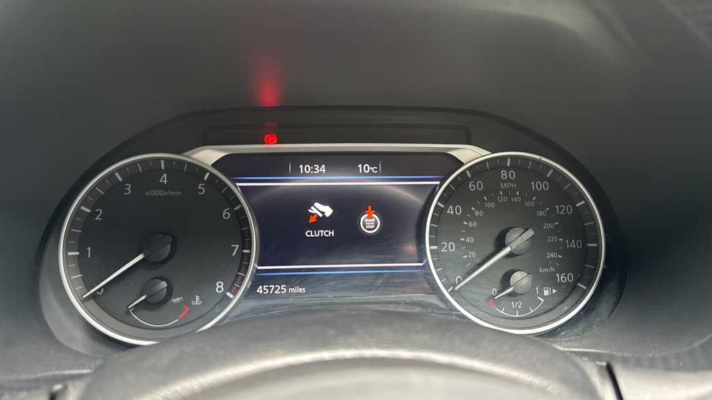 Nissan Juke 1.0 Dig-t Visia White #20